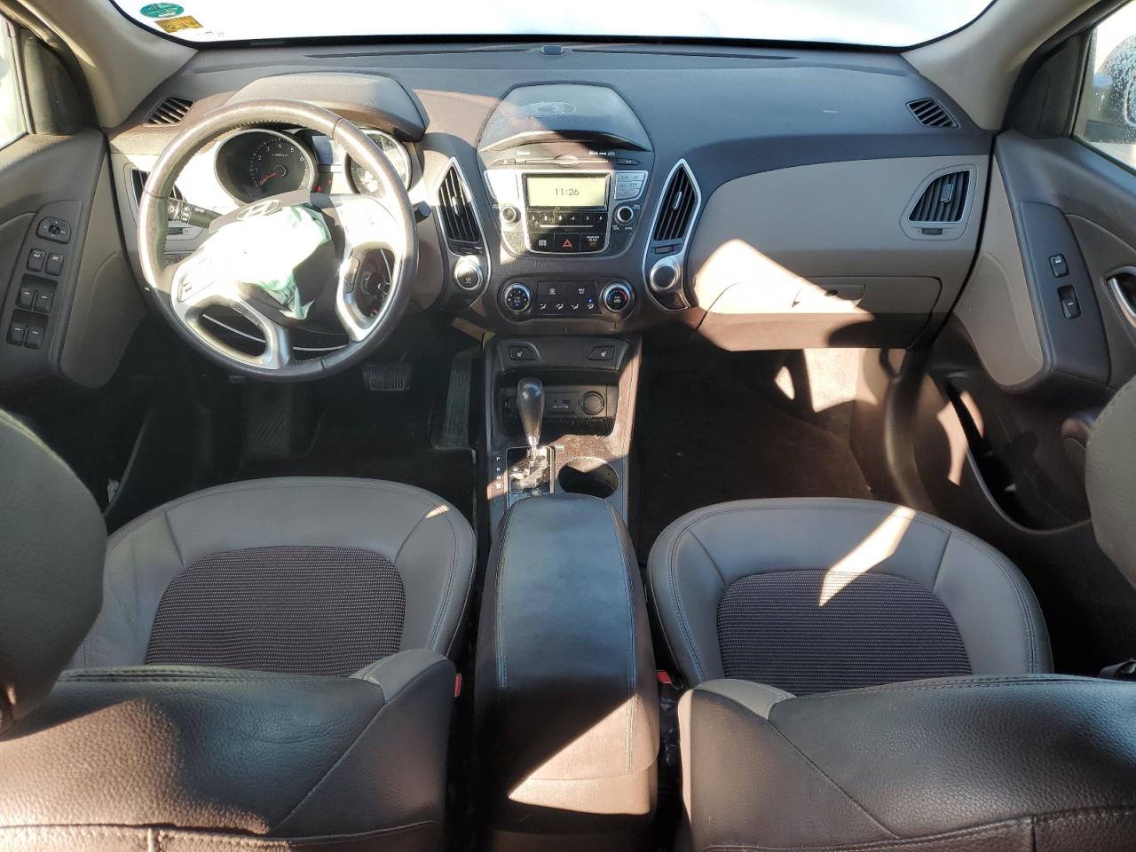 2012 Hyundai Tucson - Image 8