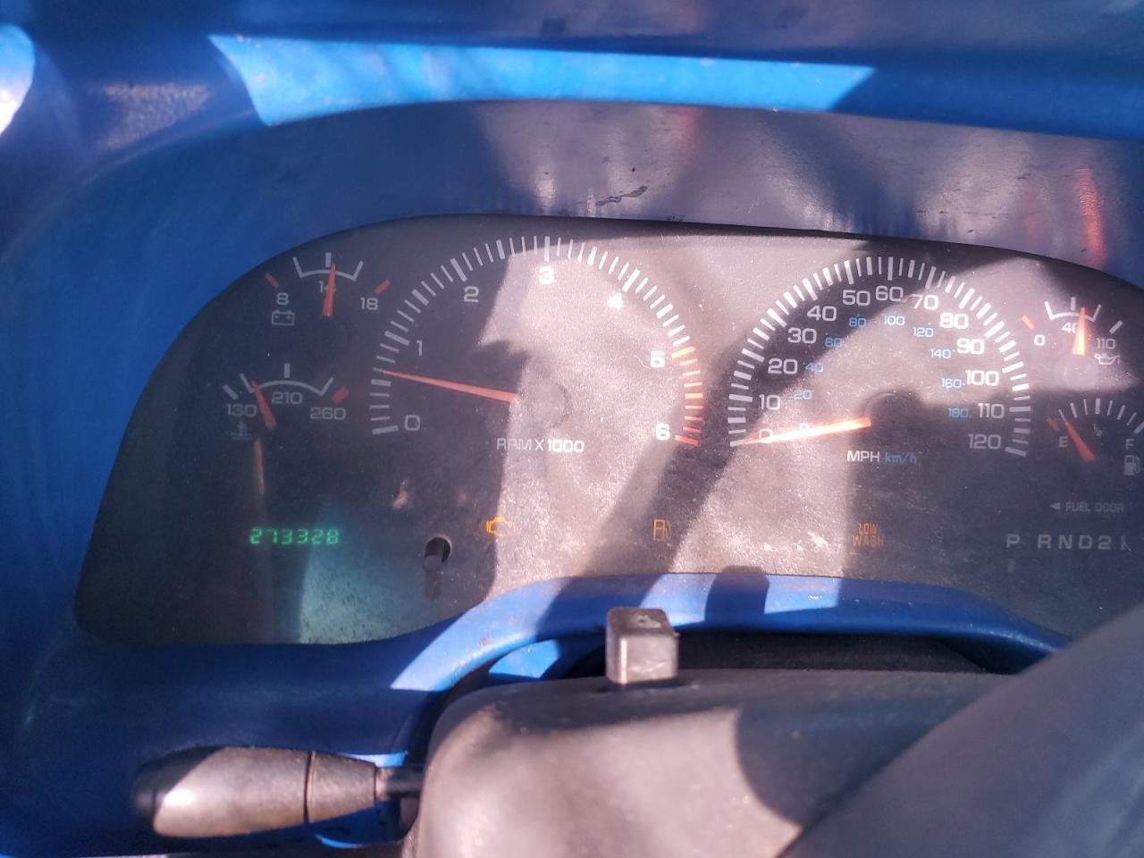 2000 Dodge RAM - Image 9