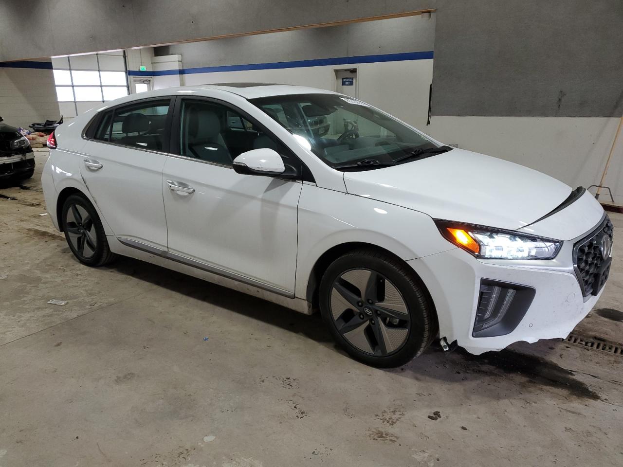 2022 Hyundai IONIQ - Image 4