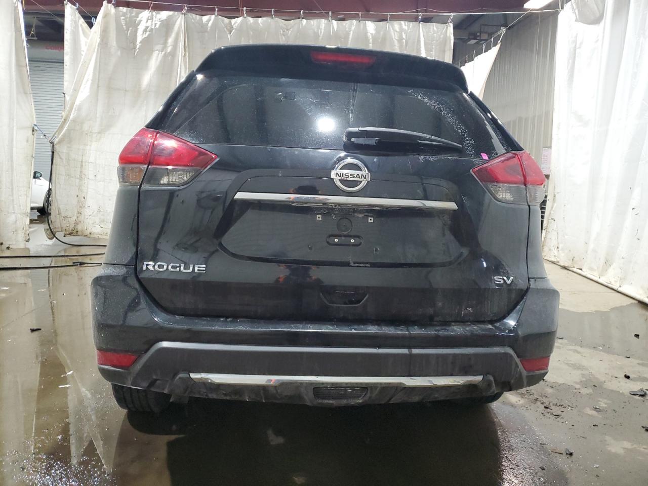 2018 Nissan Rogue - Image 6