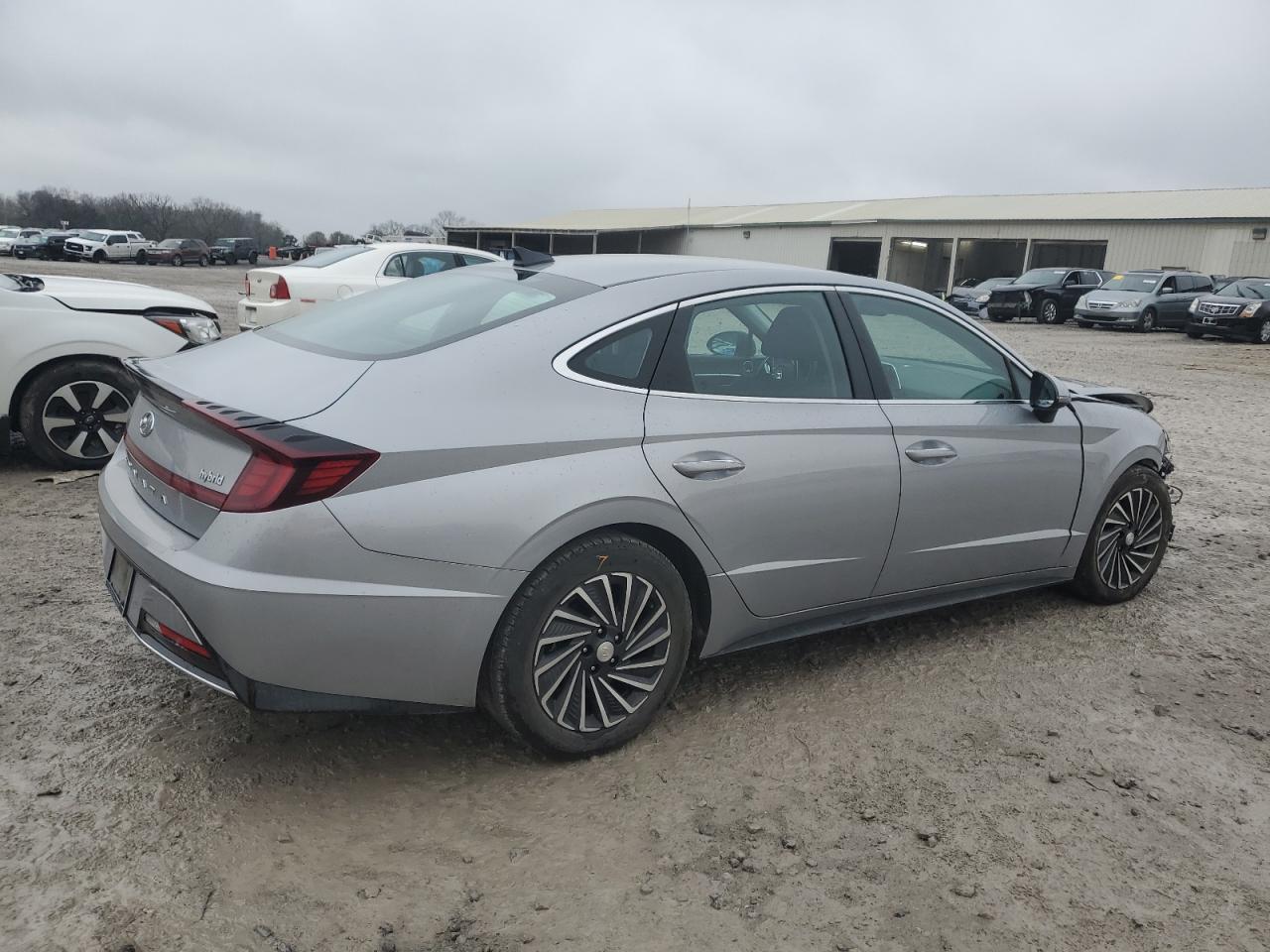 2023 Hyundai Sonata - Image 3