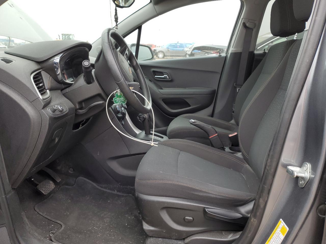 2020 Chevrolet Trax - Image 7