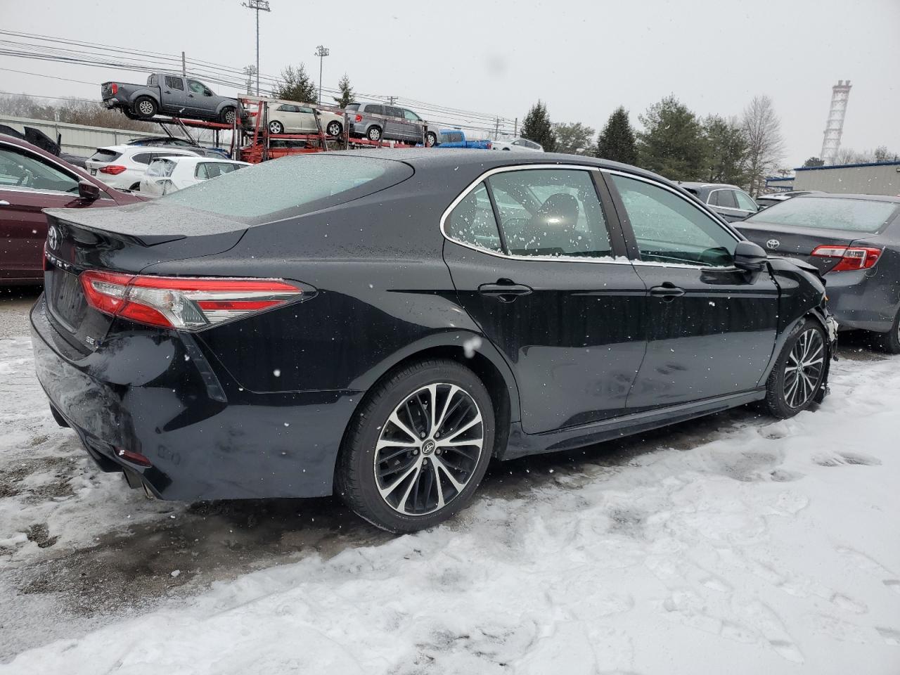 2018 Toyota Camry - Image 3