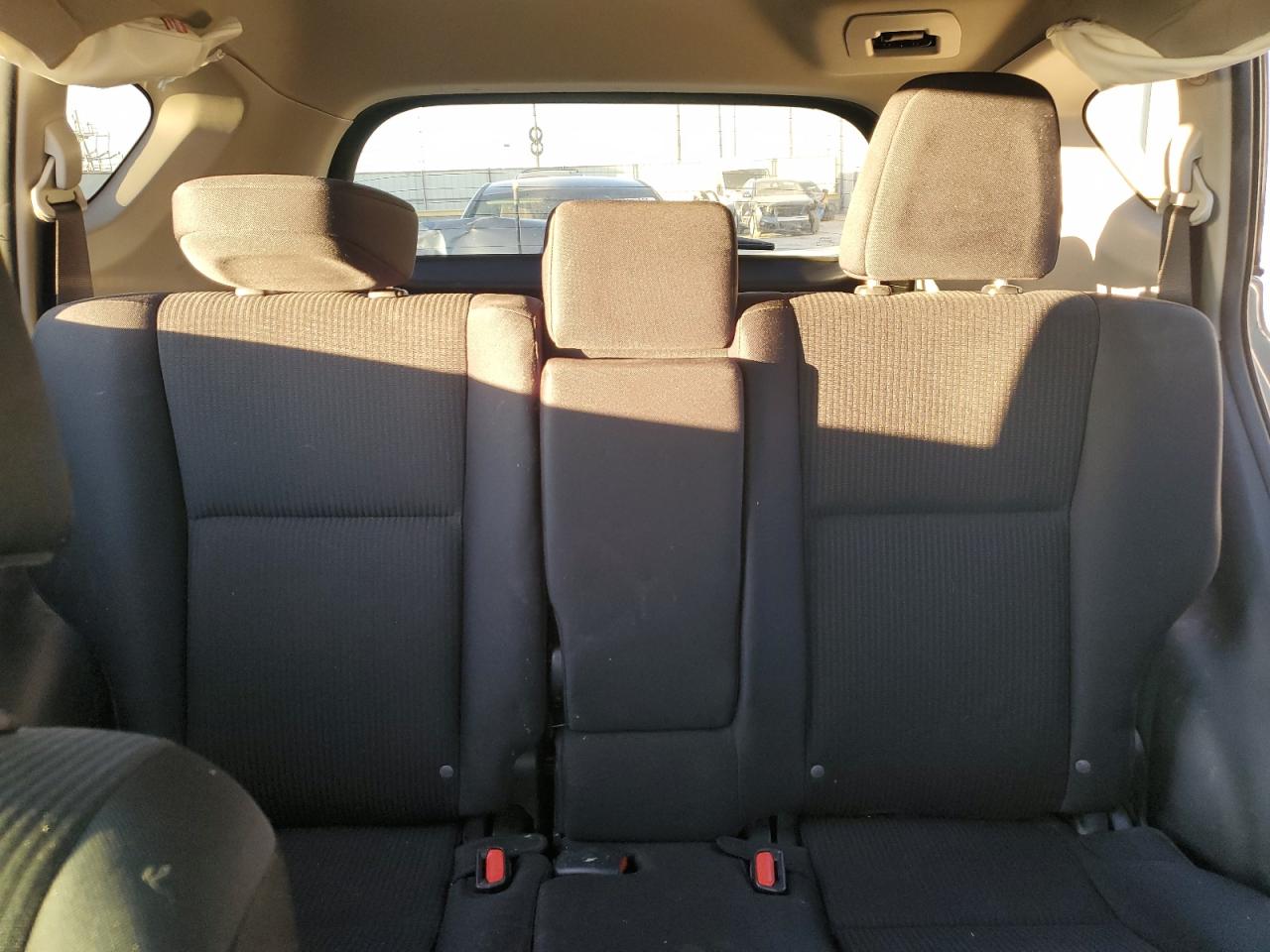 2016 Toyota RAV 4 - Image 10