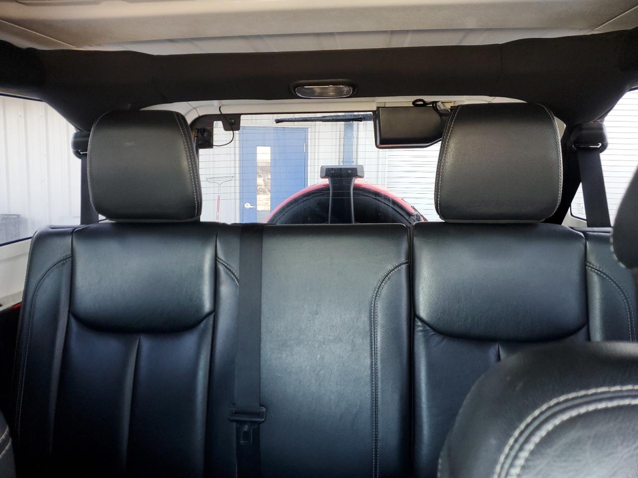 2013 Jeep Wrangler - Image 10