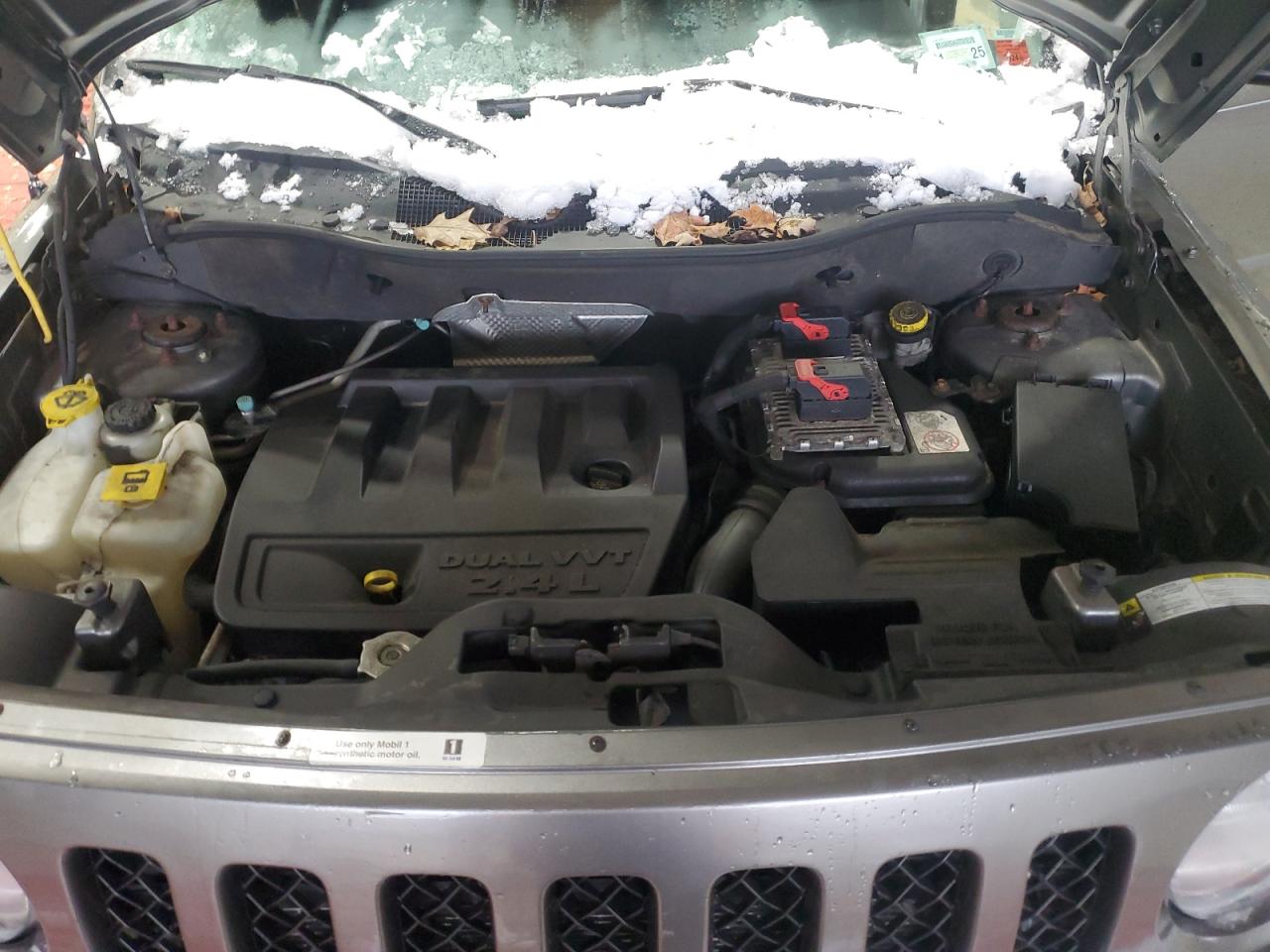 2013 Jeep Liberty (Patriot) - Image 12