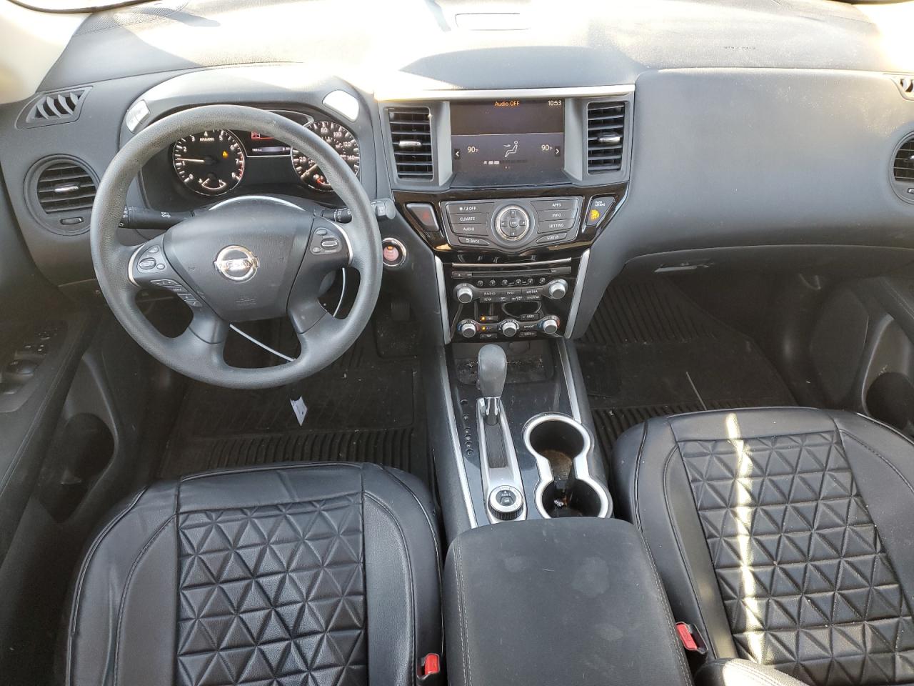 2017 Nissan Pathfinder - Image 8