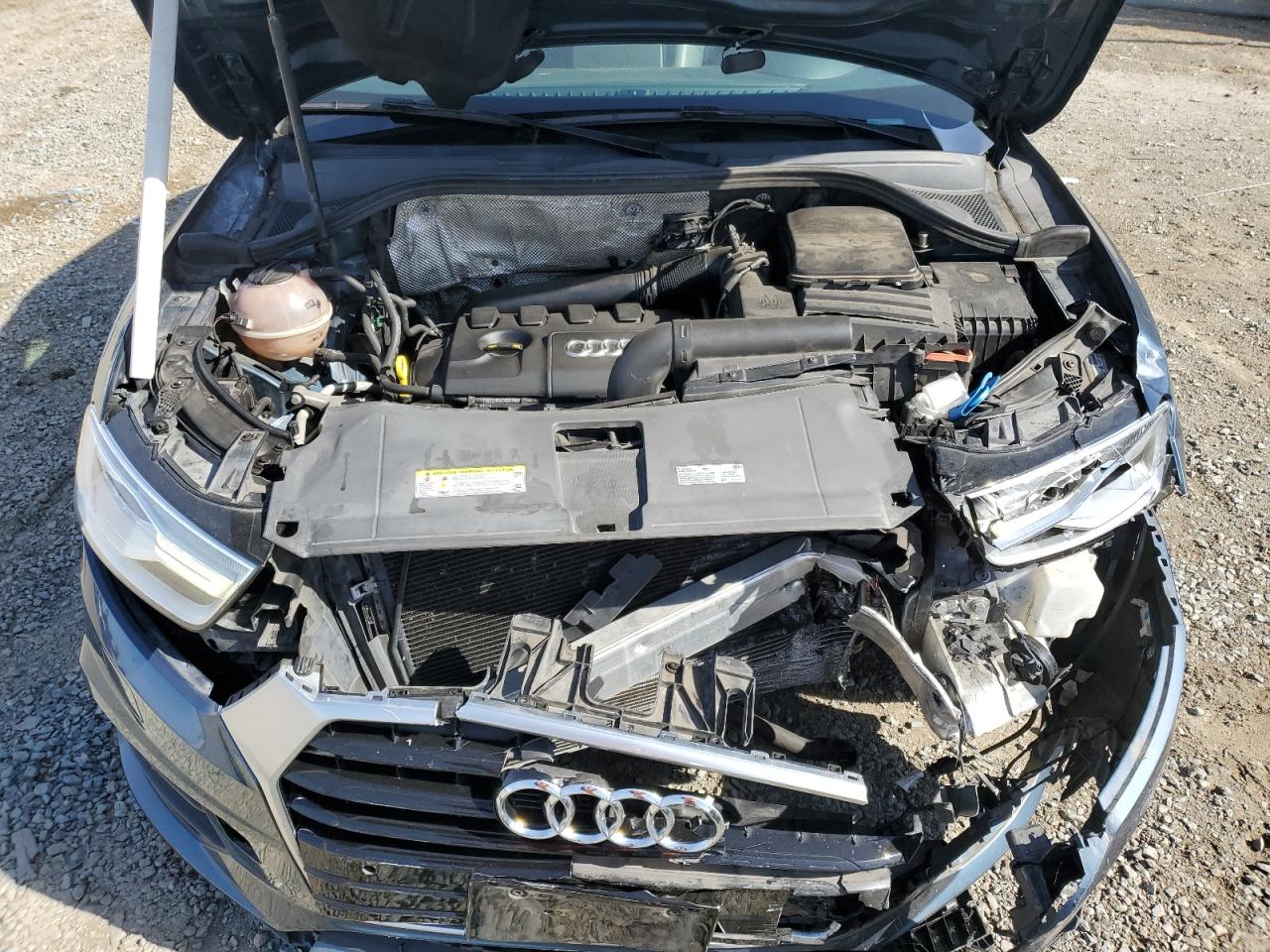 2017 Audi Q3 - Image 14