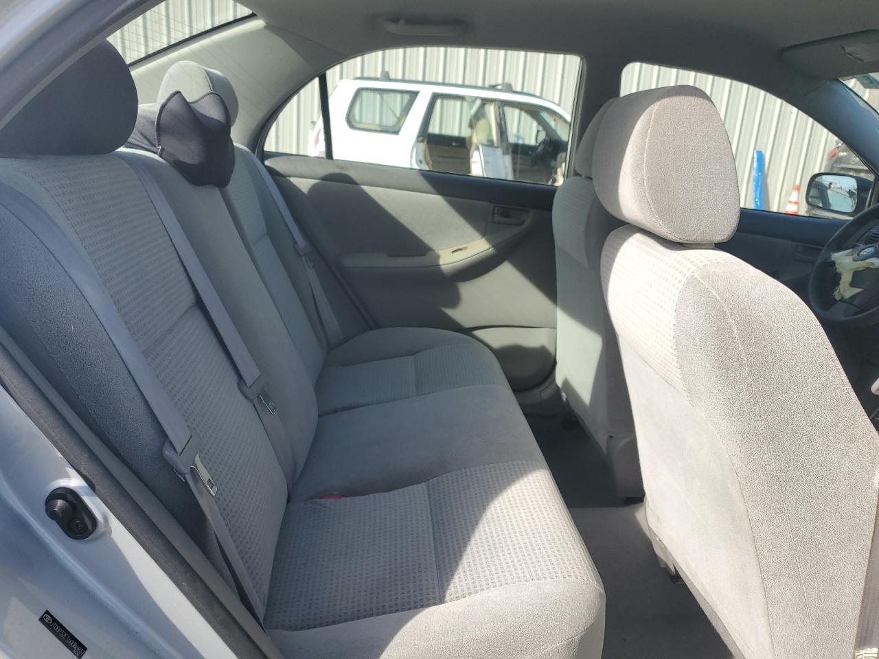 2006 Toyota Corolla - Image 10