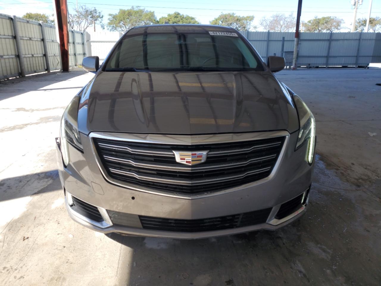 2018 Cadillac XTS - Image 5