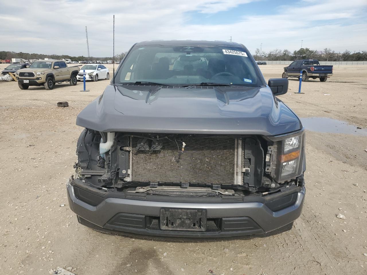 2023 Ford F-150 - Image 5
