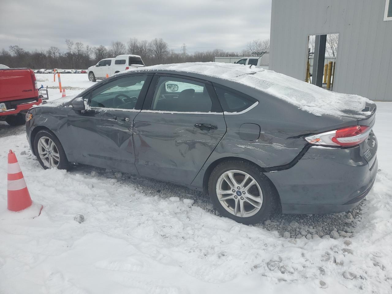 3FA6P0HD7JR281752 2018 FORD FUSION - Image 2