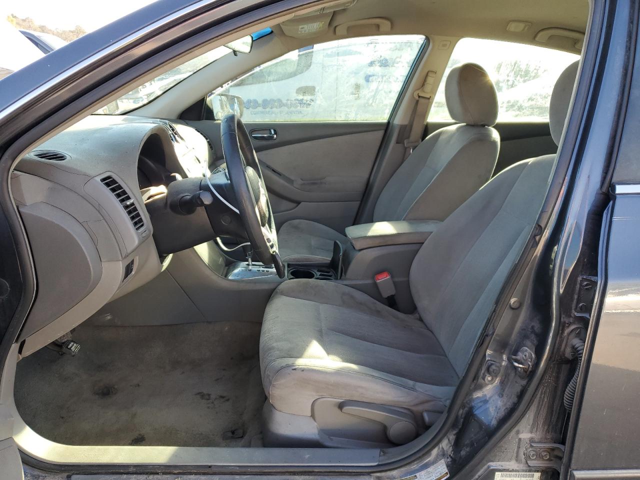 2010 Nissan Altima - Image 7