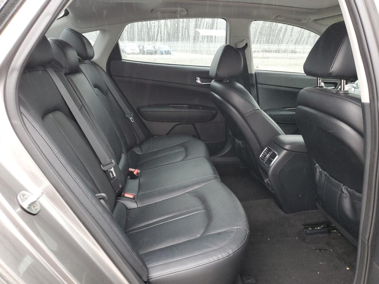 2019 Kia Optima - Image 11