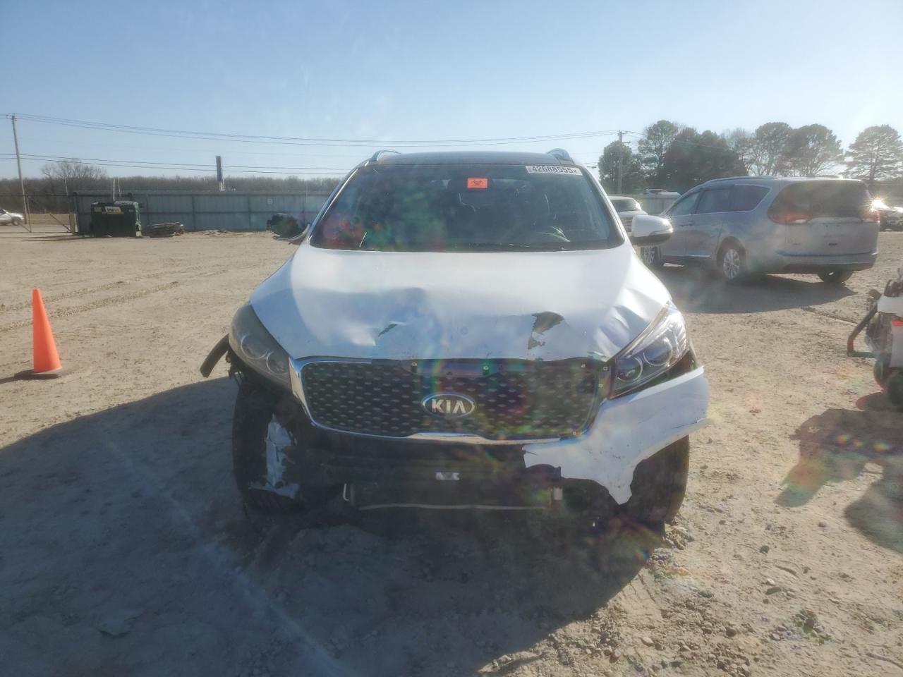 2016 Kia Sorento - Image 5