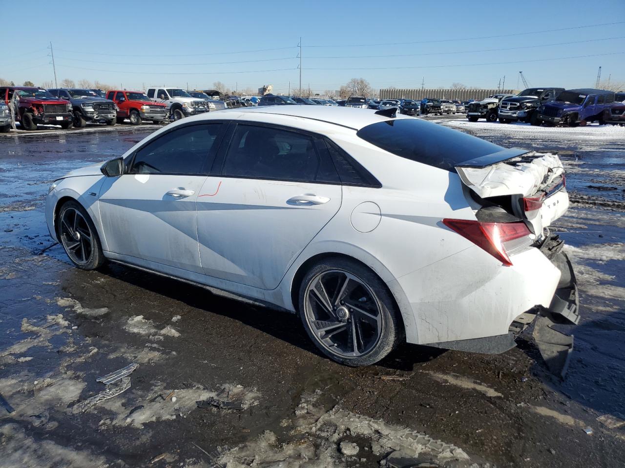 2023 Hyundai Elantra - Image 2