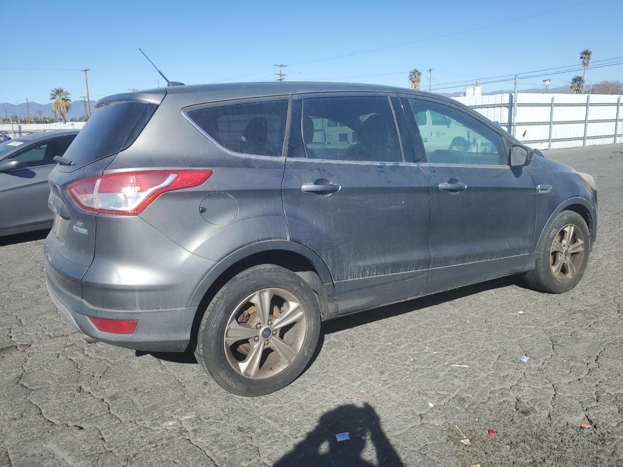 VIN 1FMCU0GX4EUB85086 2014 FORD ESCAPE no.3