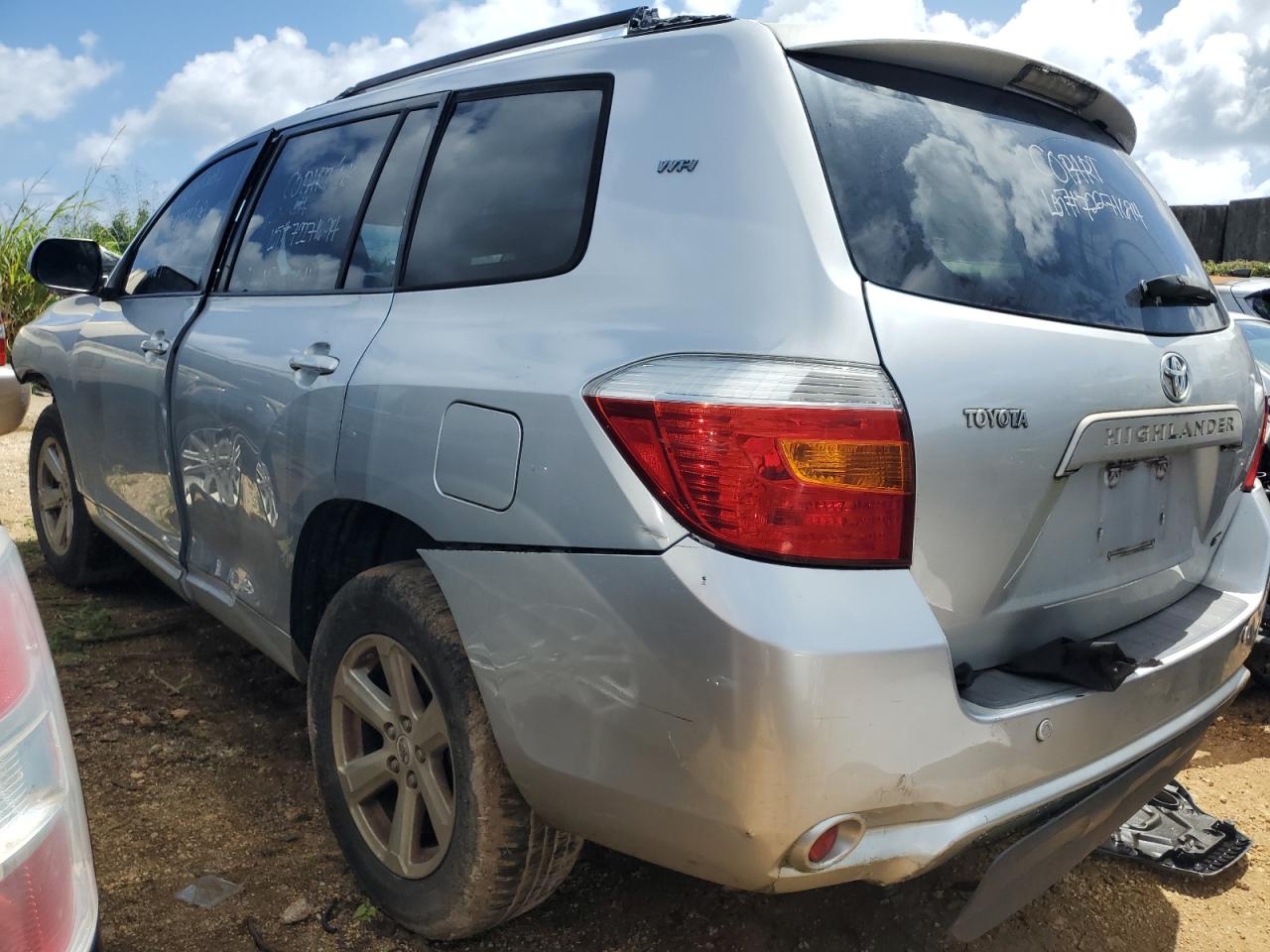 2009 Toyota Highlander - Image 2