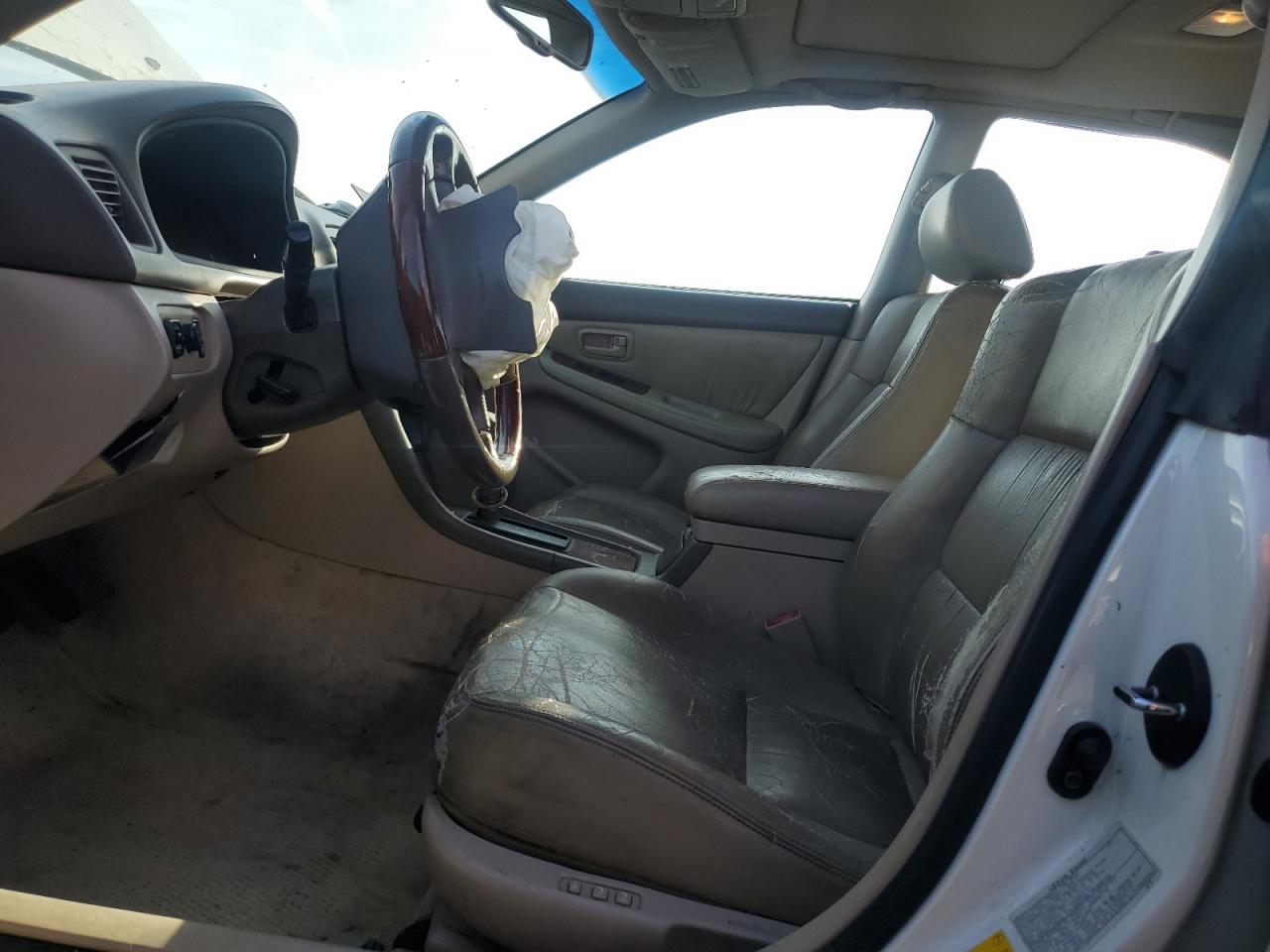 2001 Lexus ES - Image 7