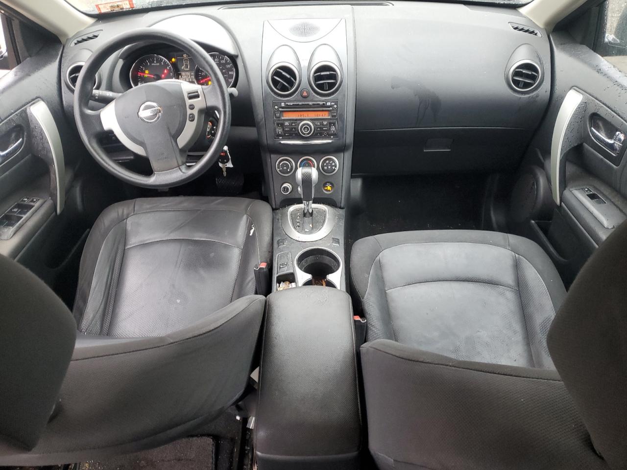 2013 Nissan Rogue - Image 8