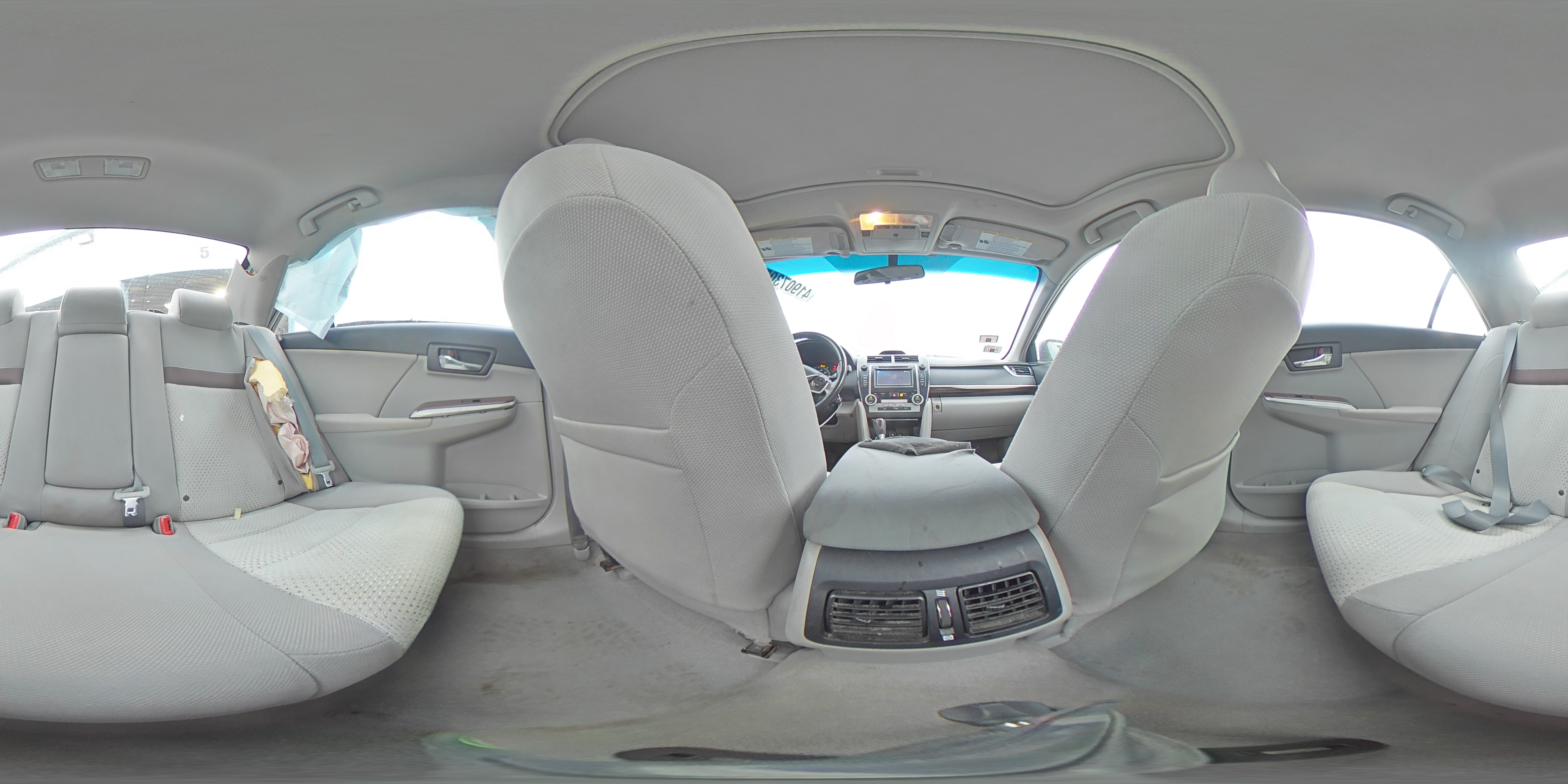 2012 Toyota Camry - Image 14