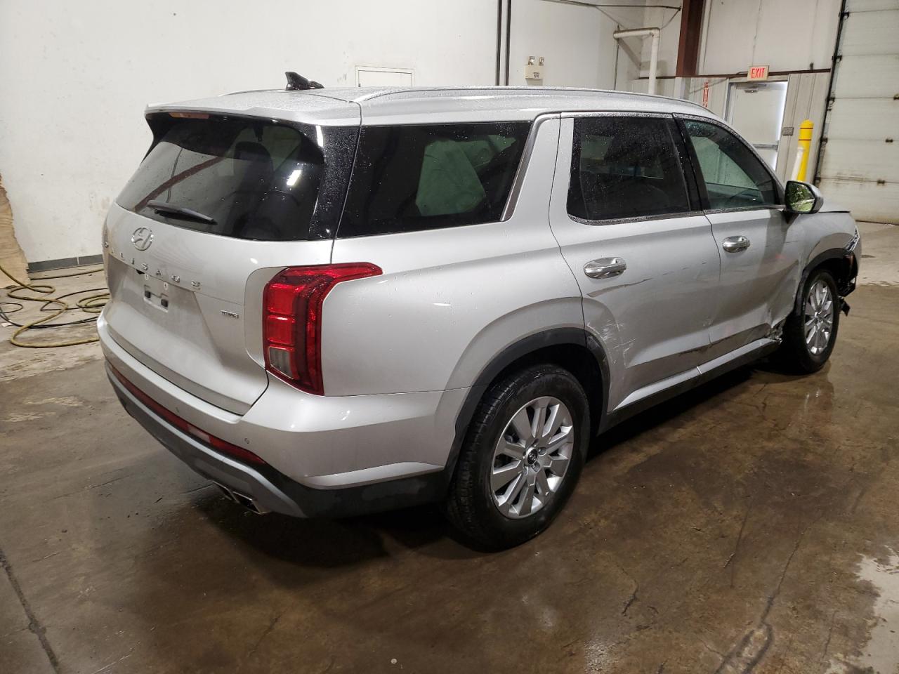 2024 Hyundai Palisade - Image 3