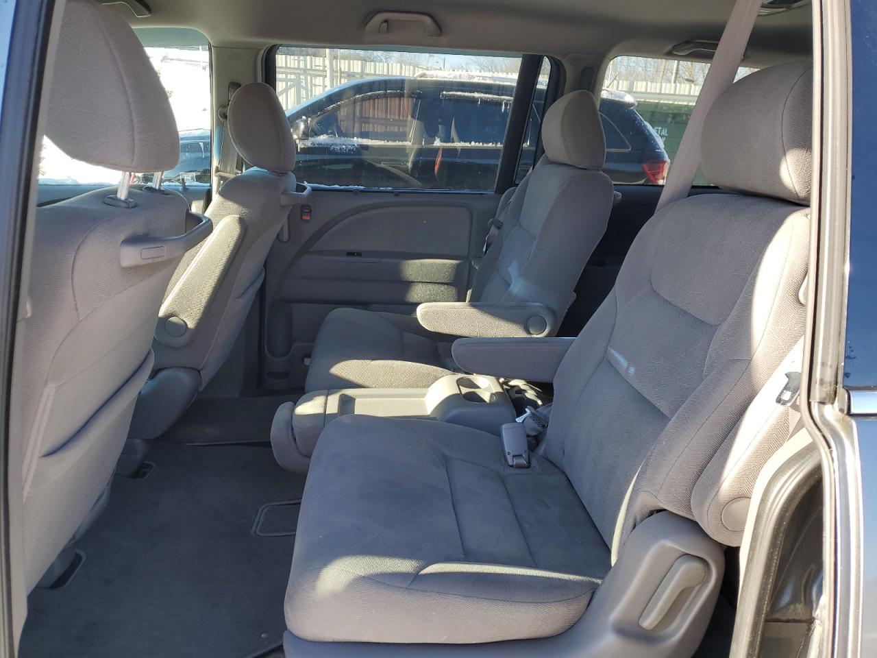 2009 Honda Odyssey - Image 11