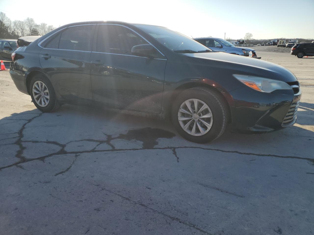 2015 Toyota Camry - Image 4