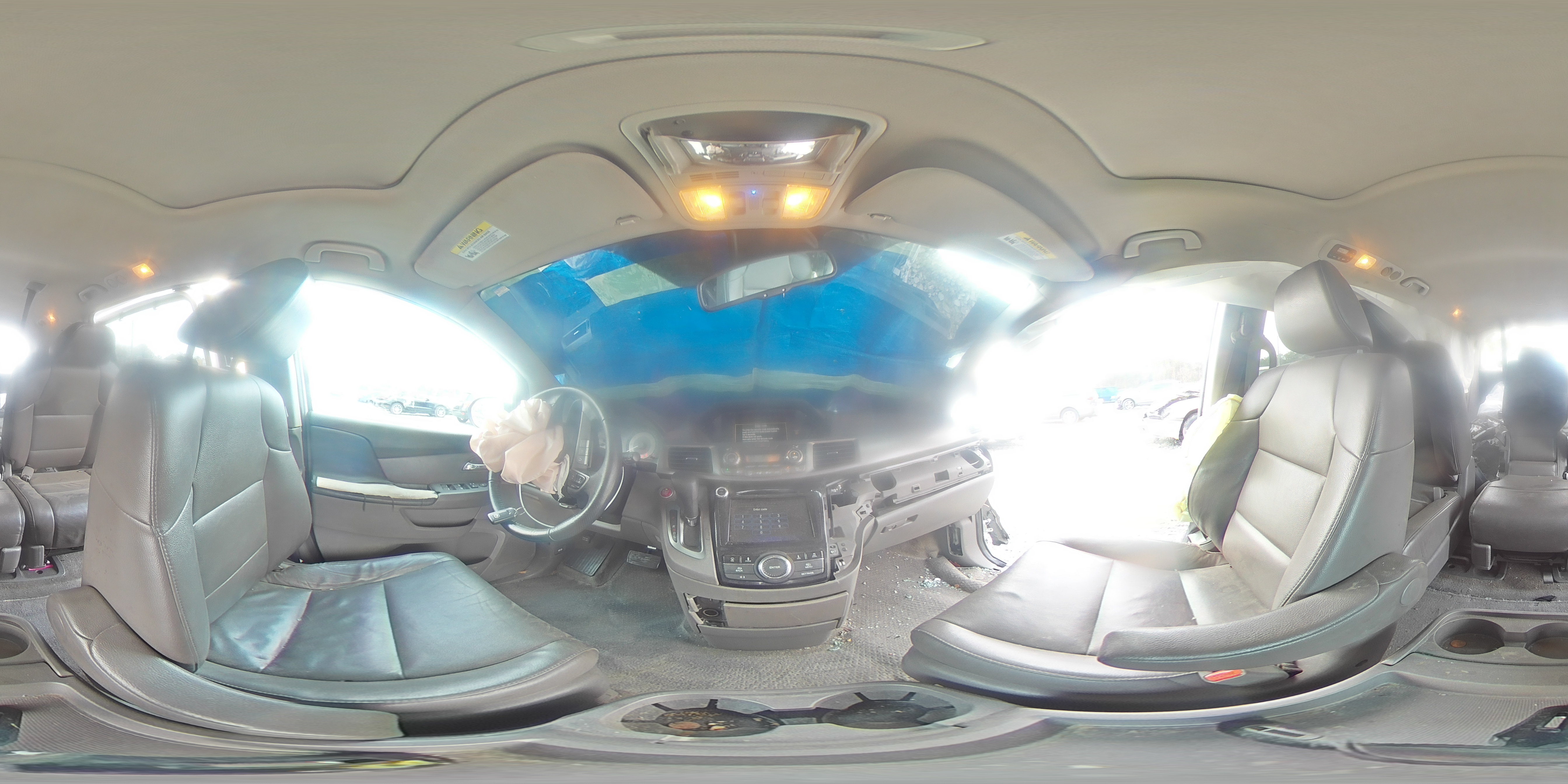 2015 Honda Odyssey - Image 15