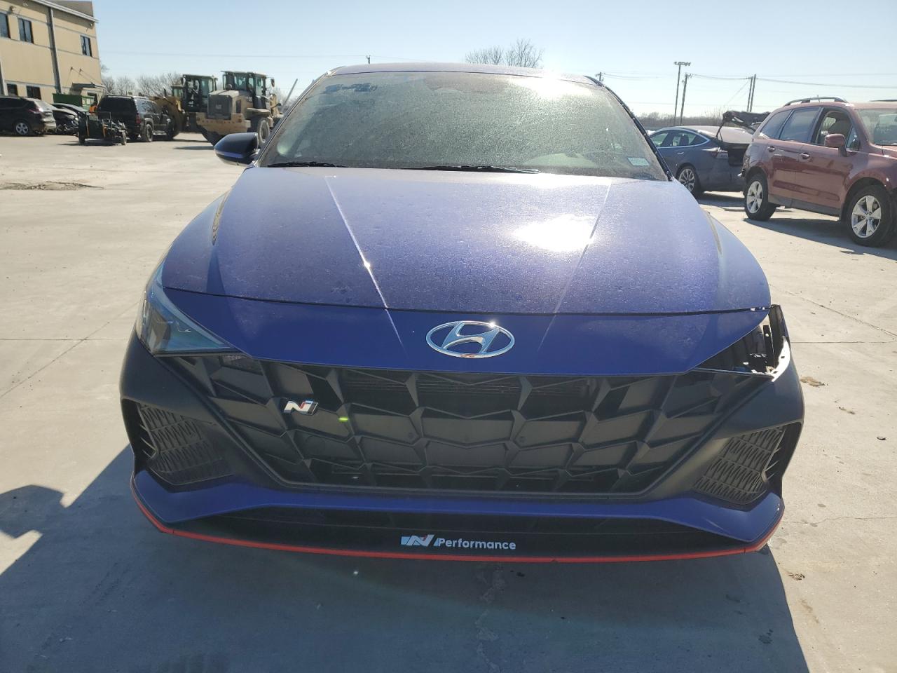 2022 Hyundai Elantra - Image 5