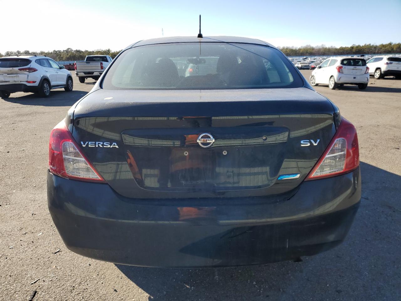 2012 Nissan Versa - Image 6