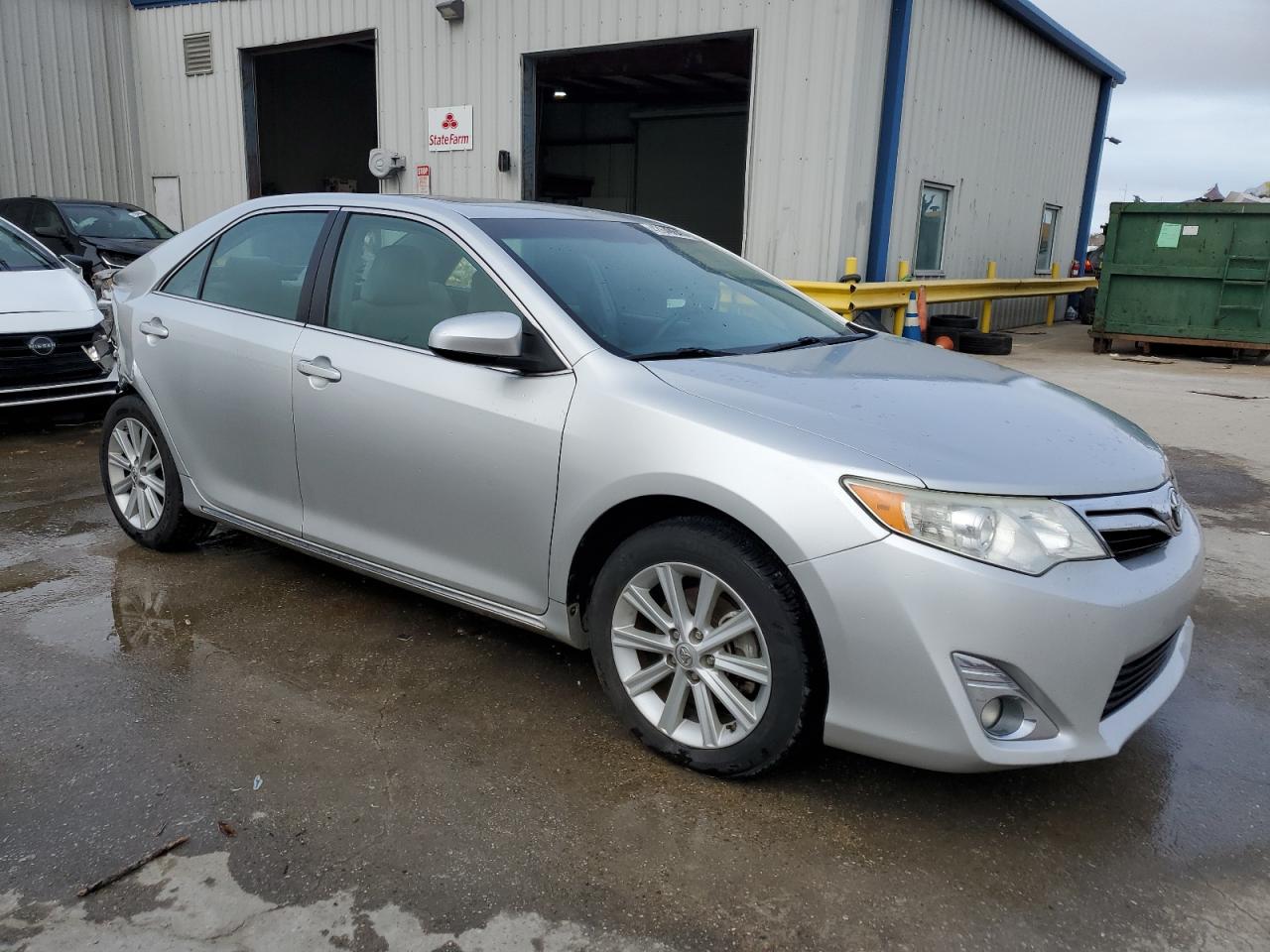 2014 Toyota Camry - Image 4