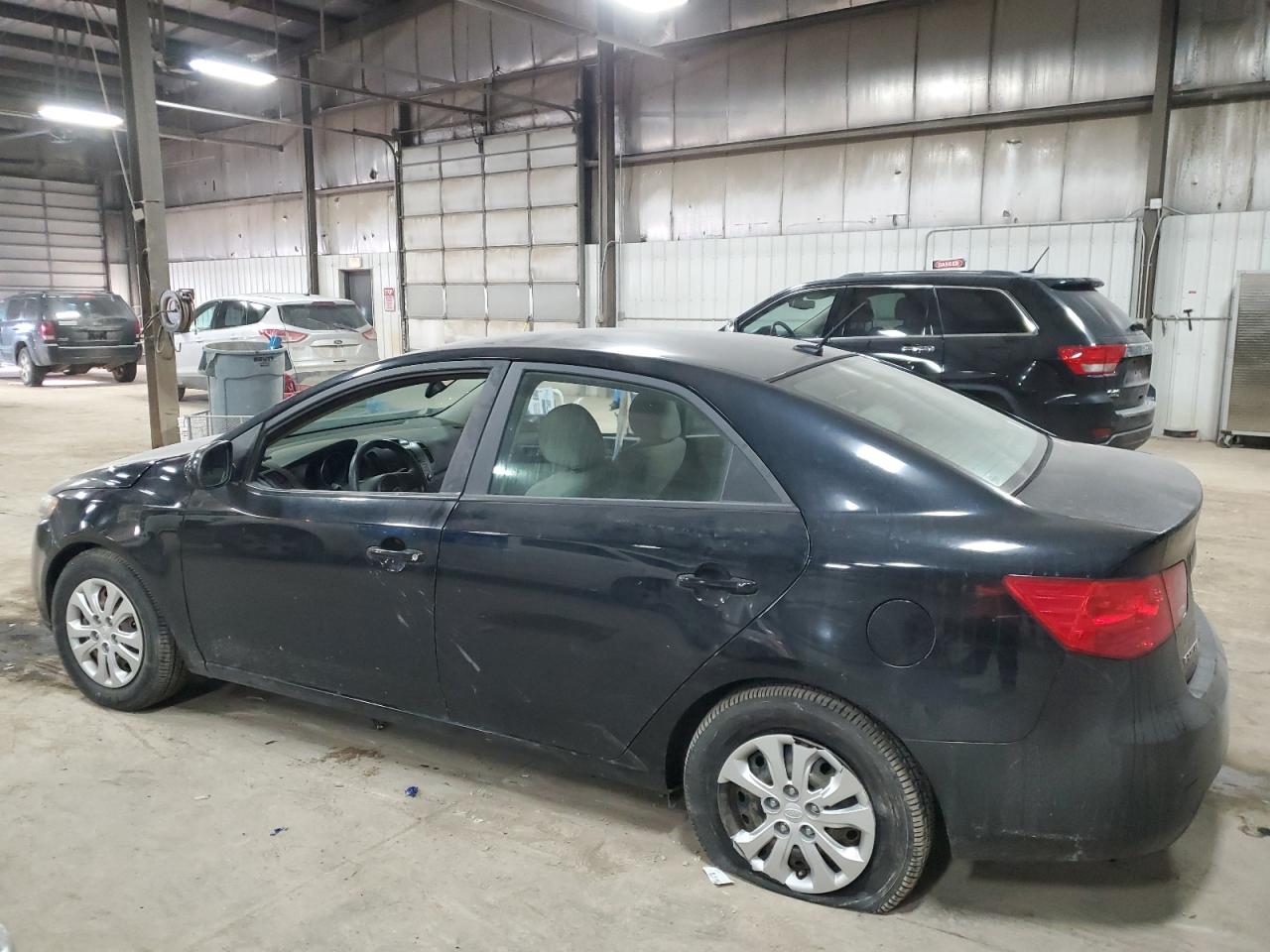 2011 Kia Forte - Image 2