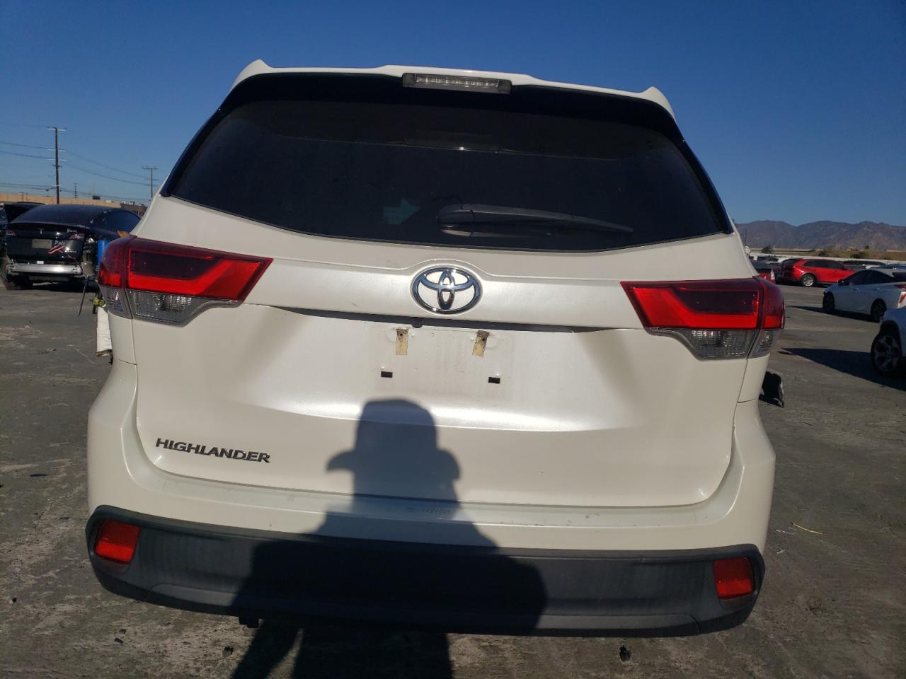 2019 Toyota Highlander - Image 6