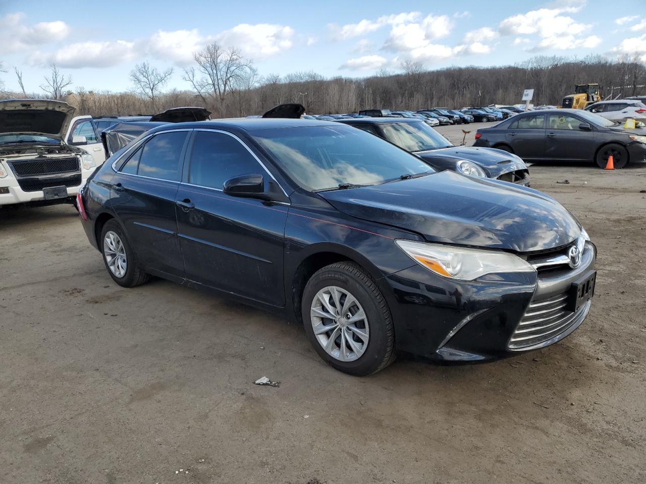 VIN 4T4BF1FK1GR574438 2016 TOYOTA CAMRY no.4