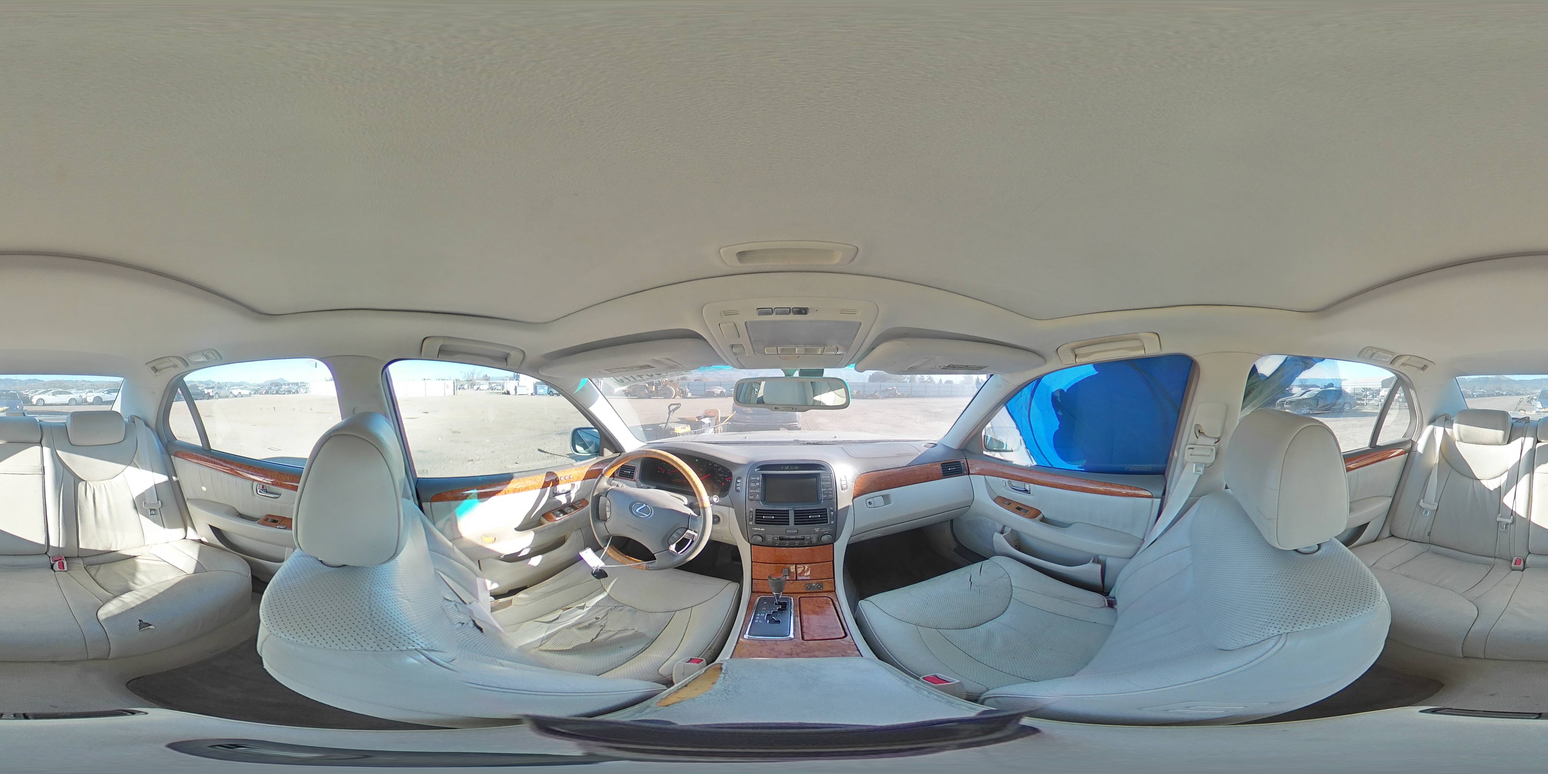 2003 Lexus LS - Image 13