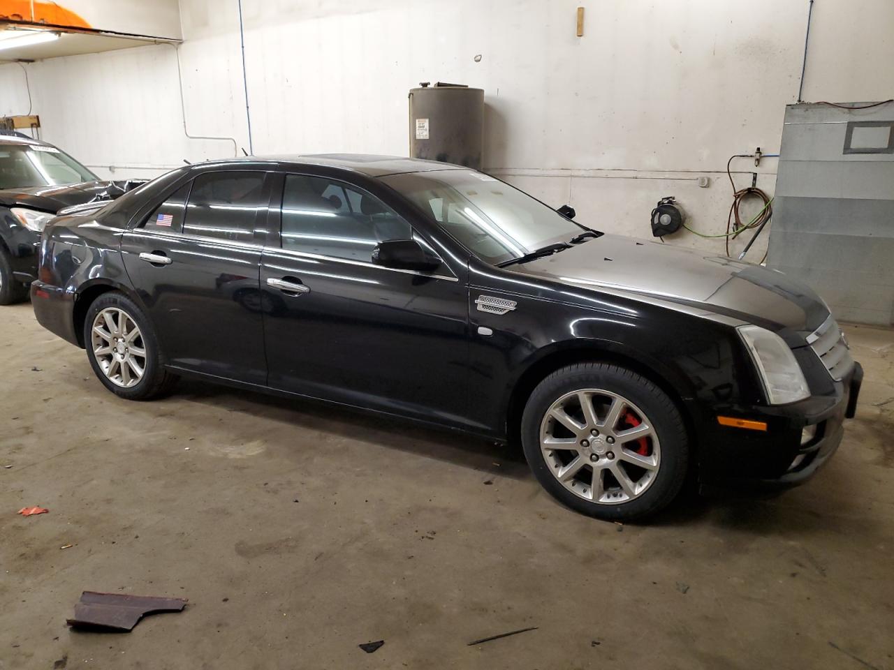 2005 Cadillac STS - Image 4