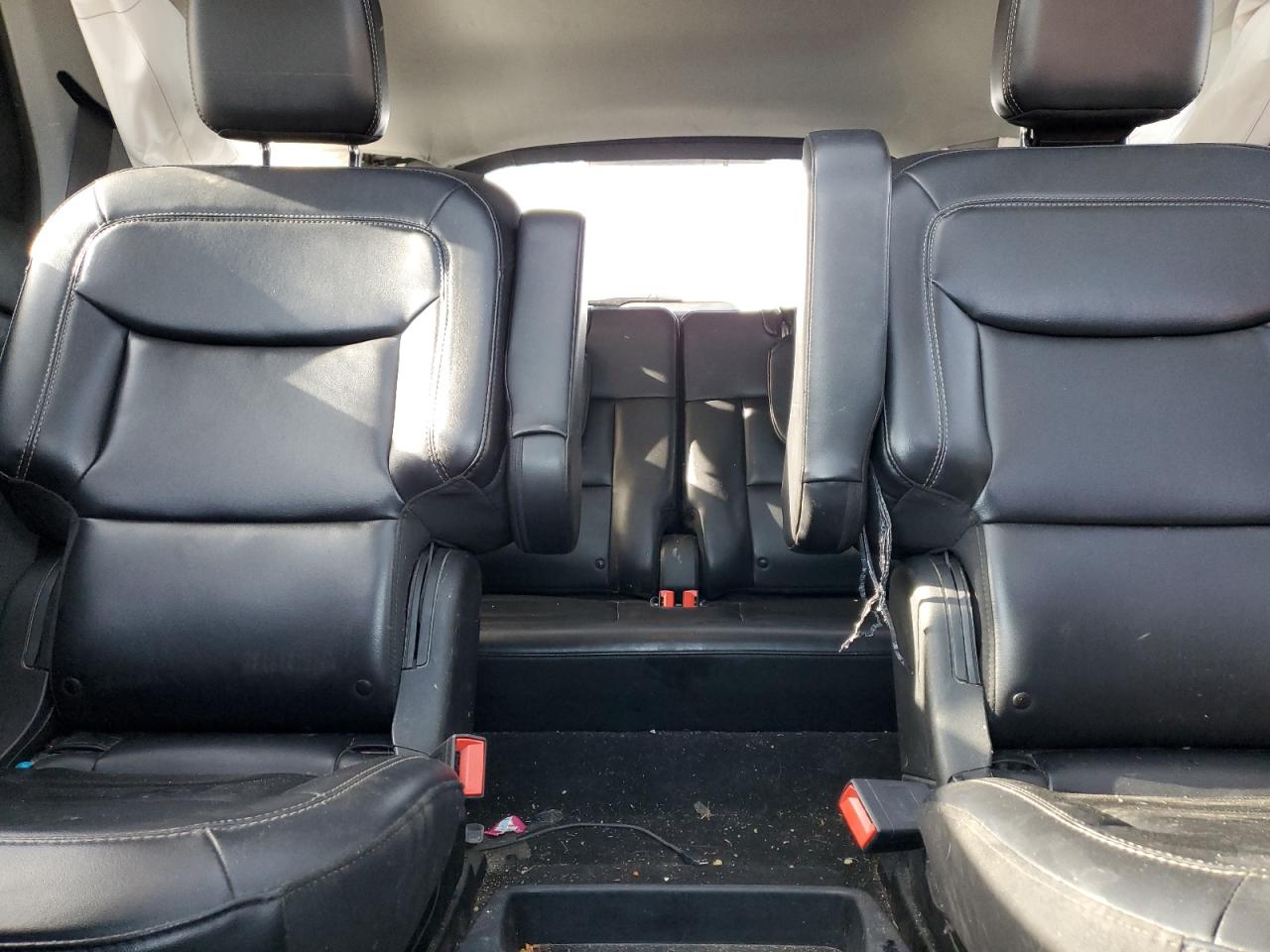 2021 Ford Explorer - Image 10