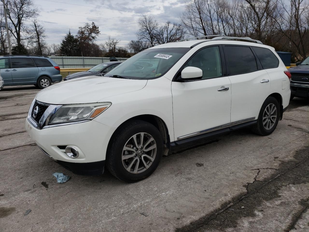 2013 Nissan Pathfinder - Image 1