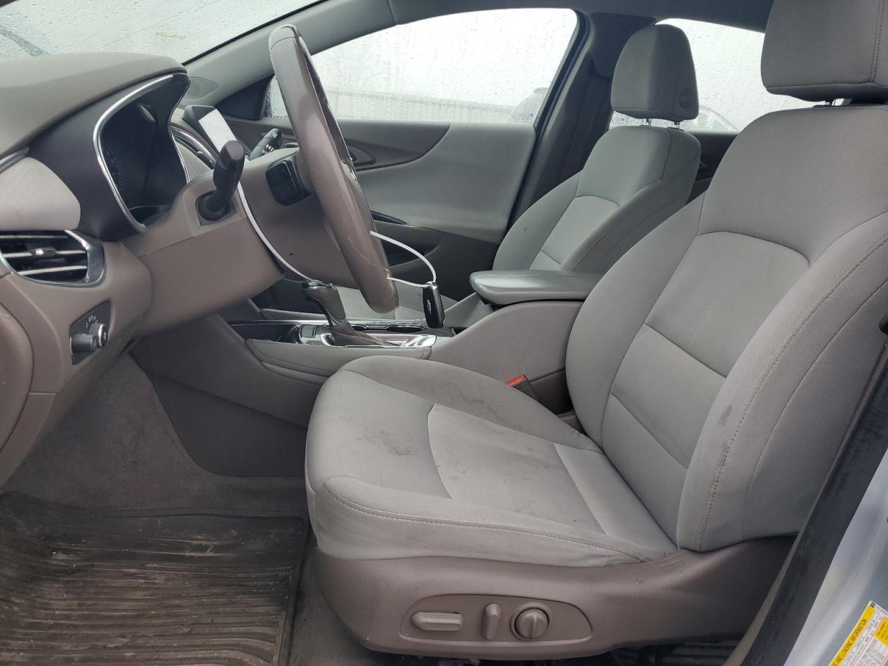2018 Chevrolet Malibu - Image 7