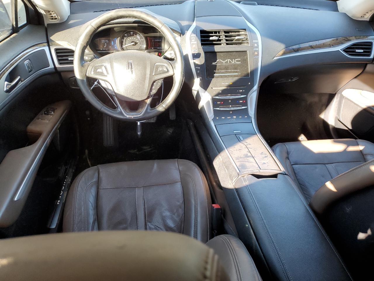 2016 Lincoln MKZ - Image 8