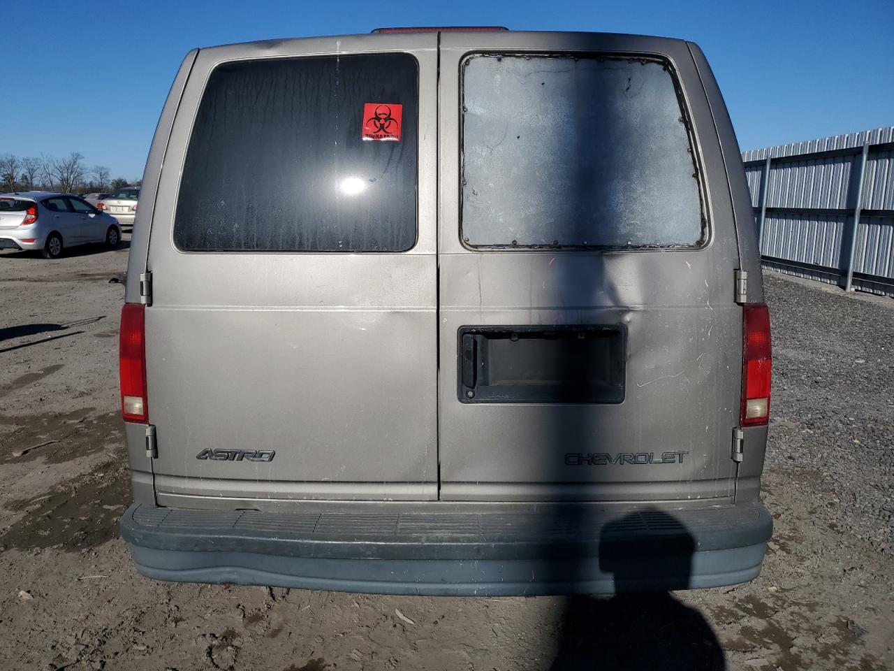 2003 Chevrolet Astro - Image 6