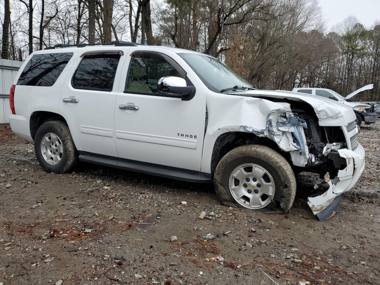 2011 Chevrolet Tahoe - Image 4