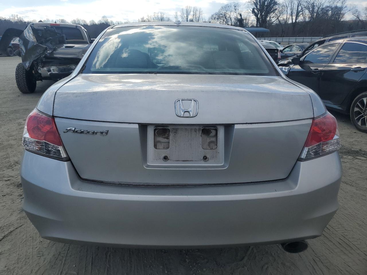2010 Honda Accord - Image 6