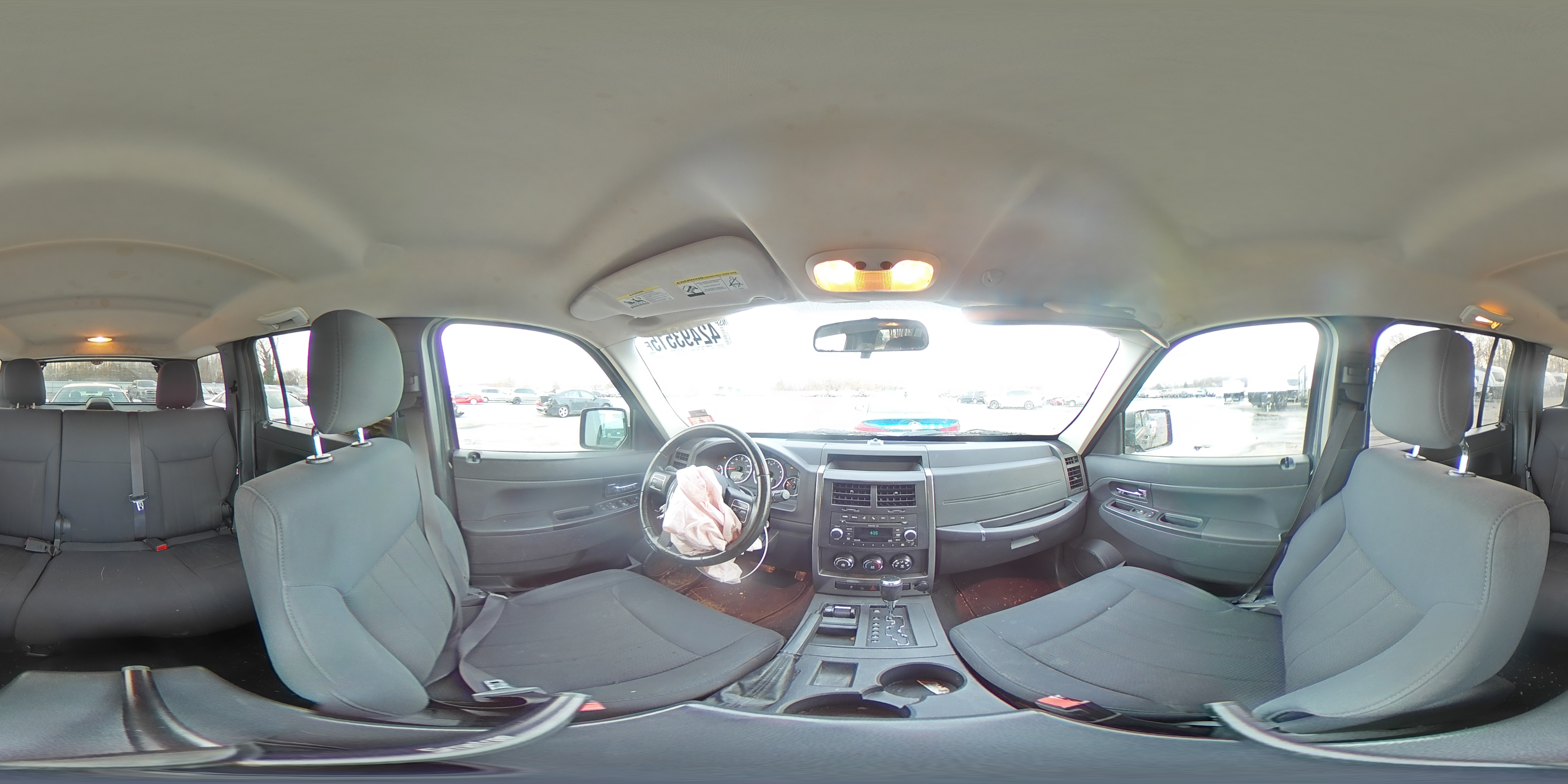 2011 Jeep Liberty (North America) - Image 13