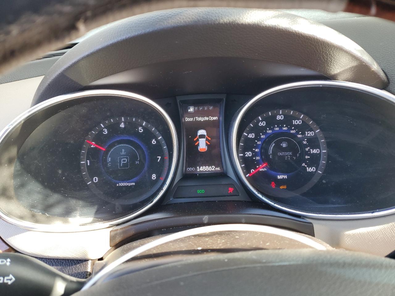 2013 Hyundai Santa Fe - Image 9