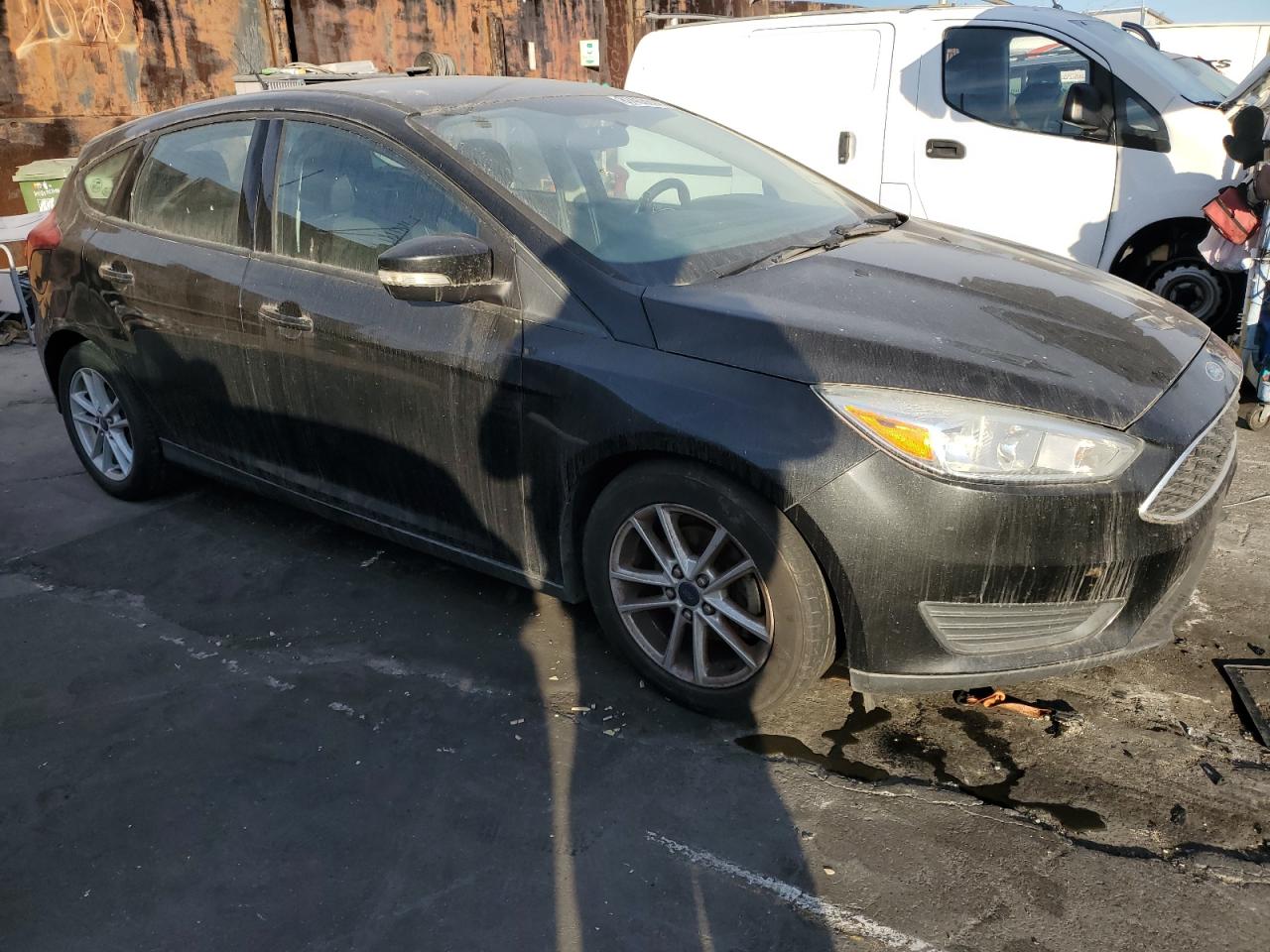 VIN 1FADP3K29FL231909 2015 FORD FOCUS no.4