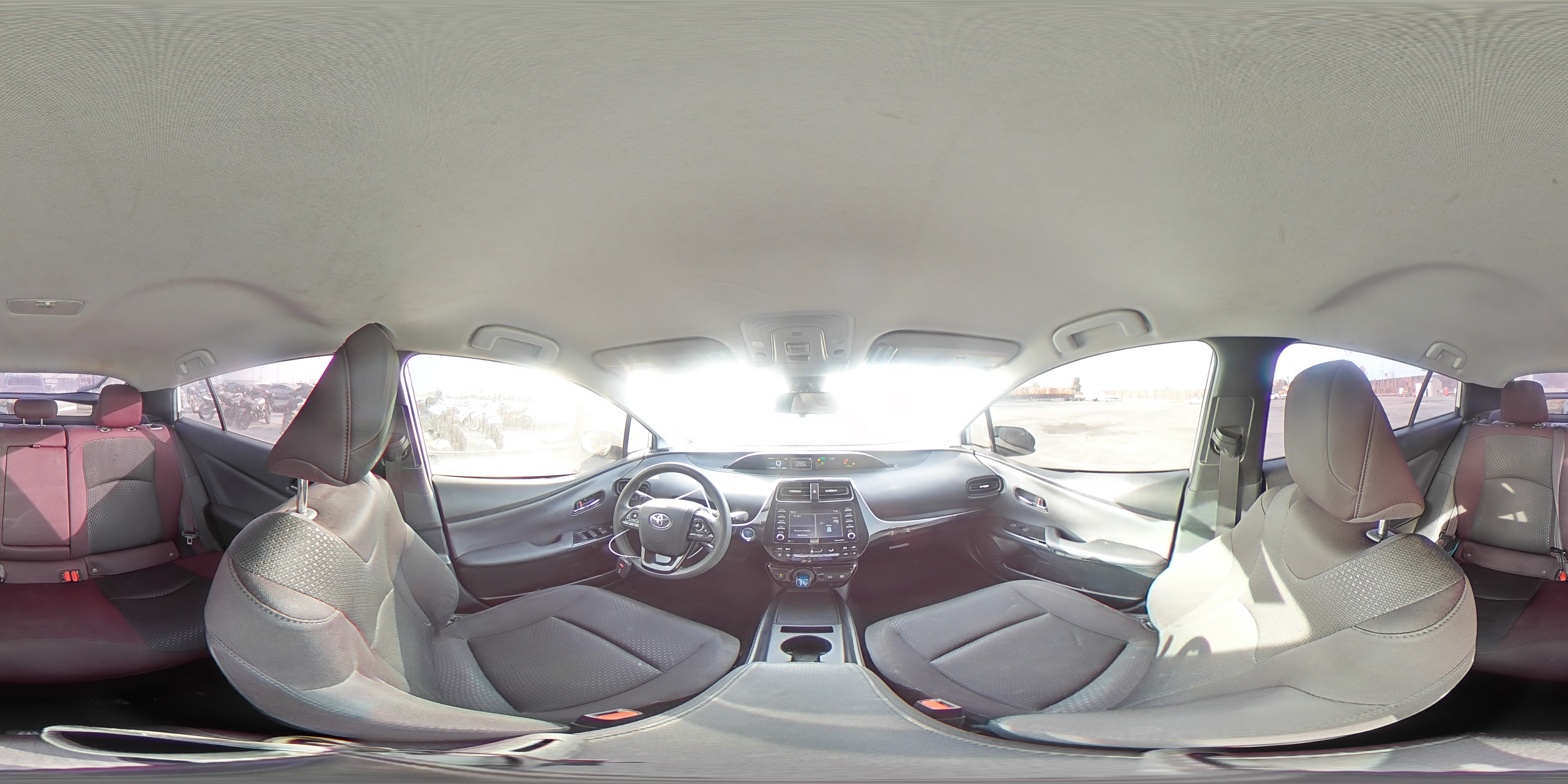 2021 Toyota Prius - Image 13
