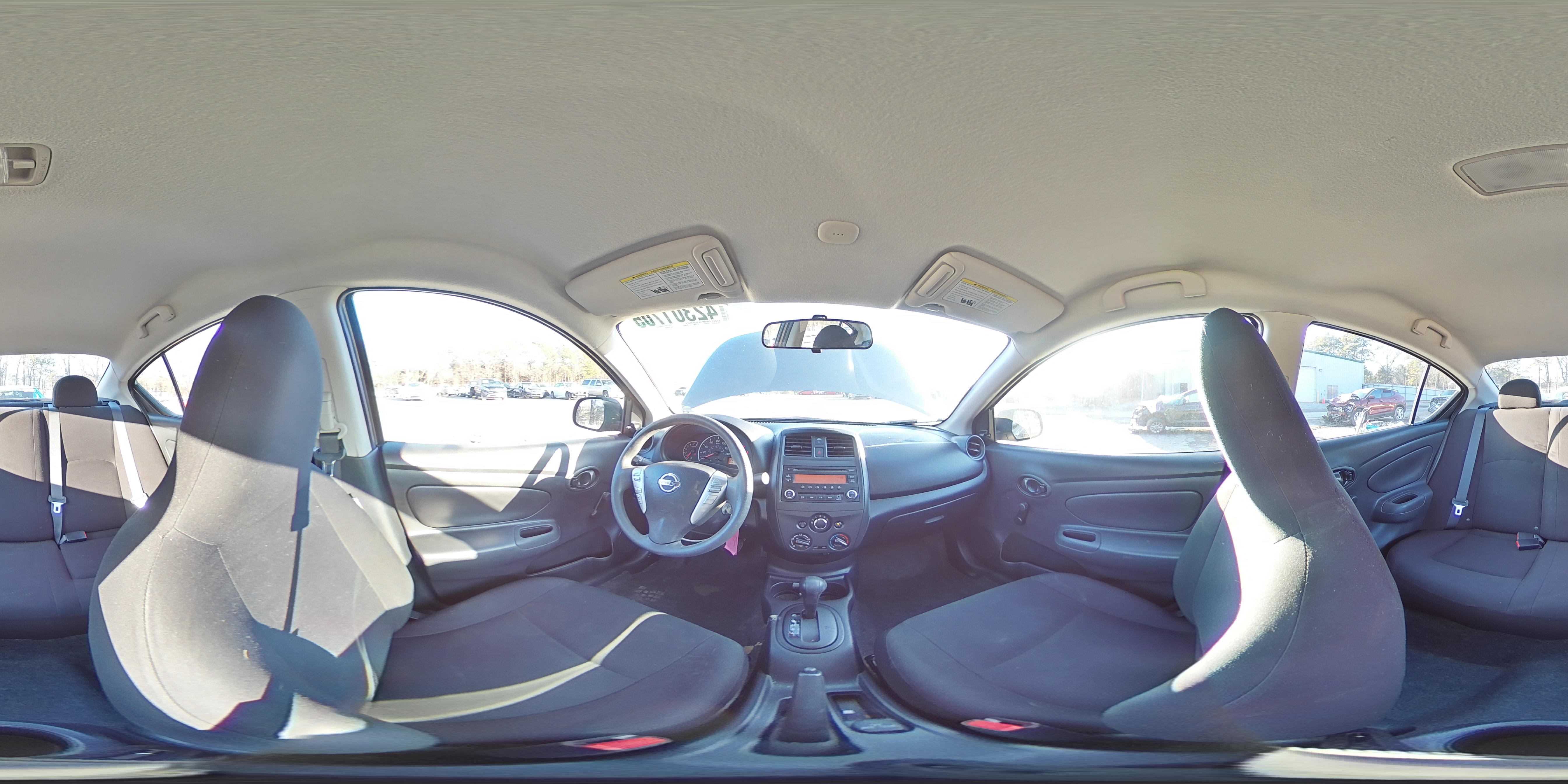 2015 Nissan Versa - Image 15