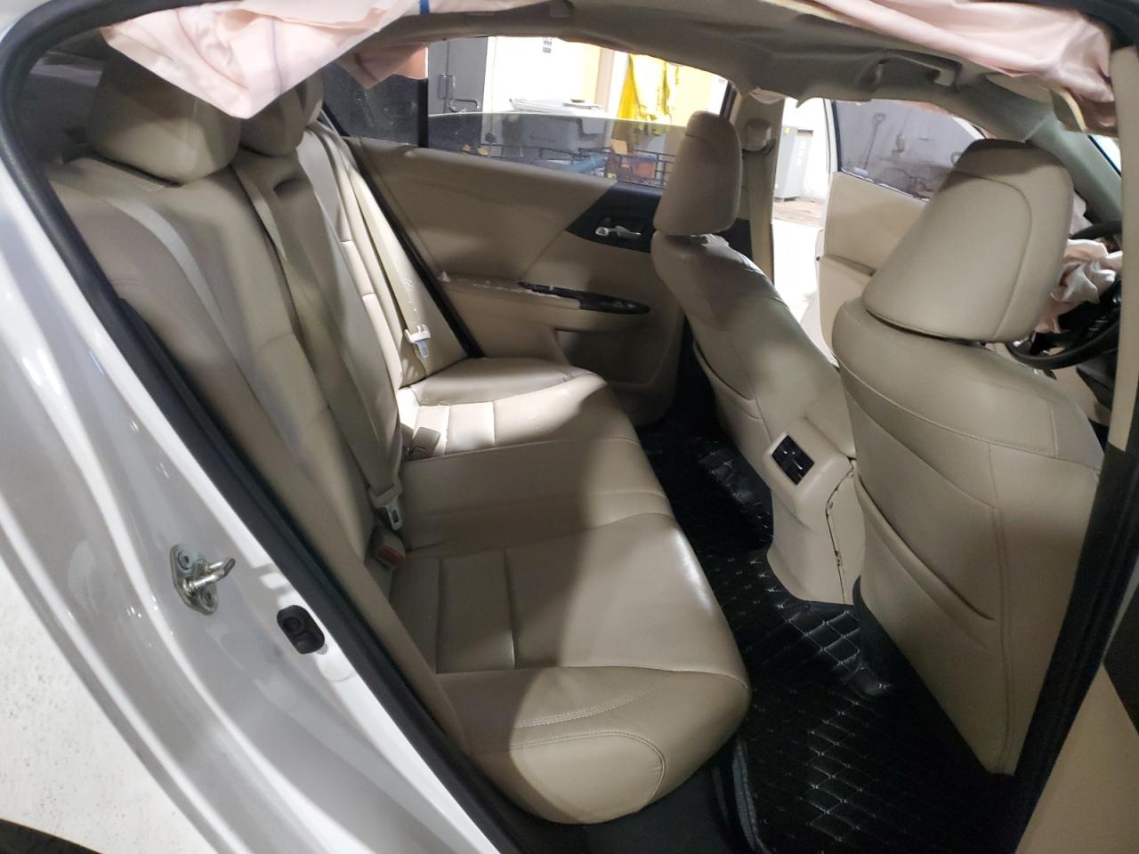 2015 Honda Accord - Image 10